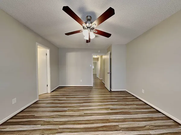 $1,665 | 8322 Autumn Willow Drive, Tomball, TX 77375