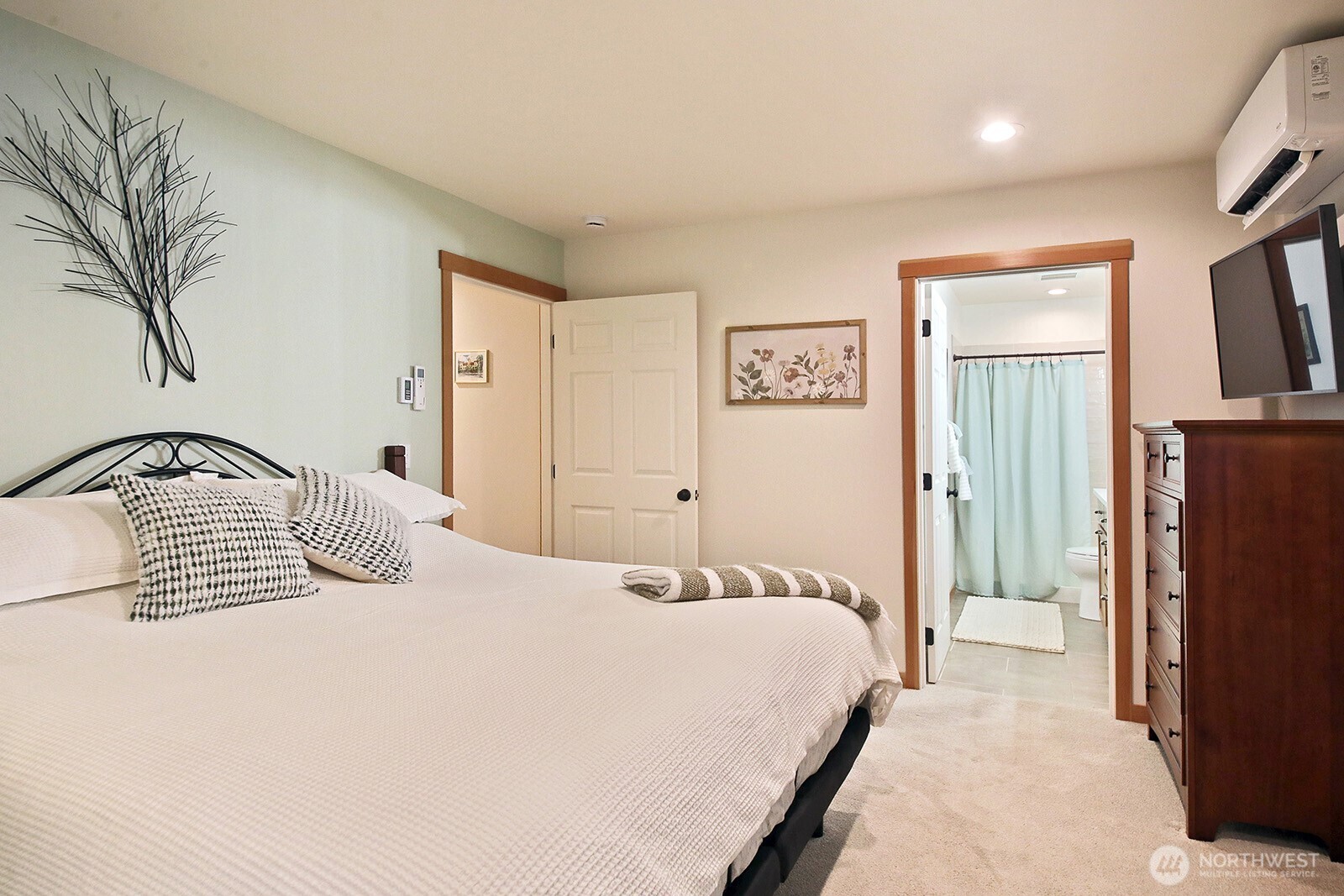 2903 Hi Crest Road Langley, WA 98260 - Photo 15 of 25