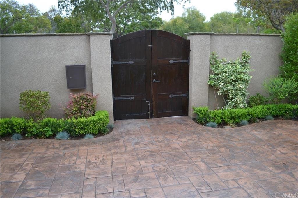 2841 North Studebaker Road Long Beach, CA 90815 - Photo 3 of 40