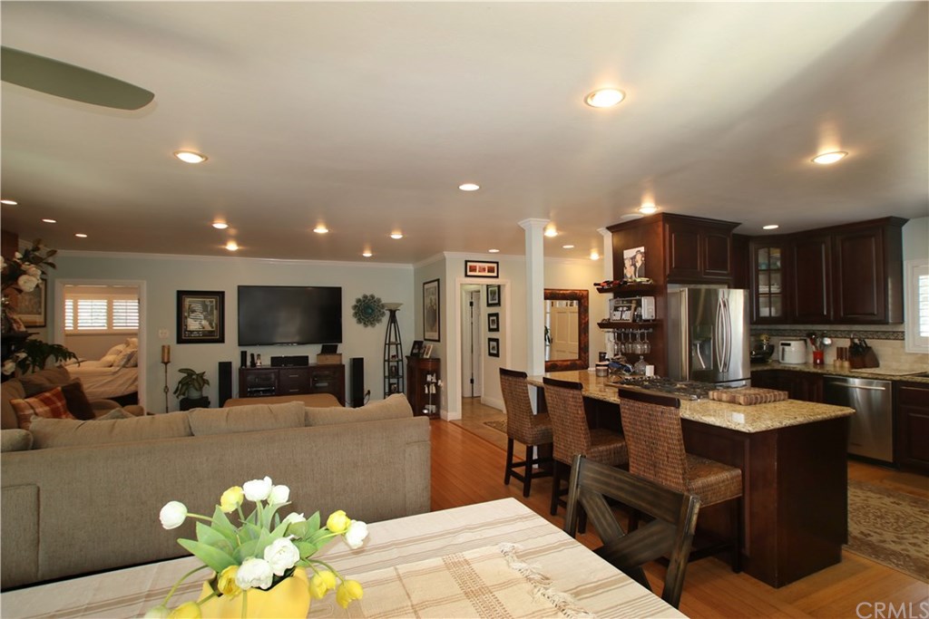 2841 North Studebaker Road Long Beach, CA 90815 - Photo 10 of 40