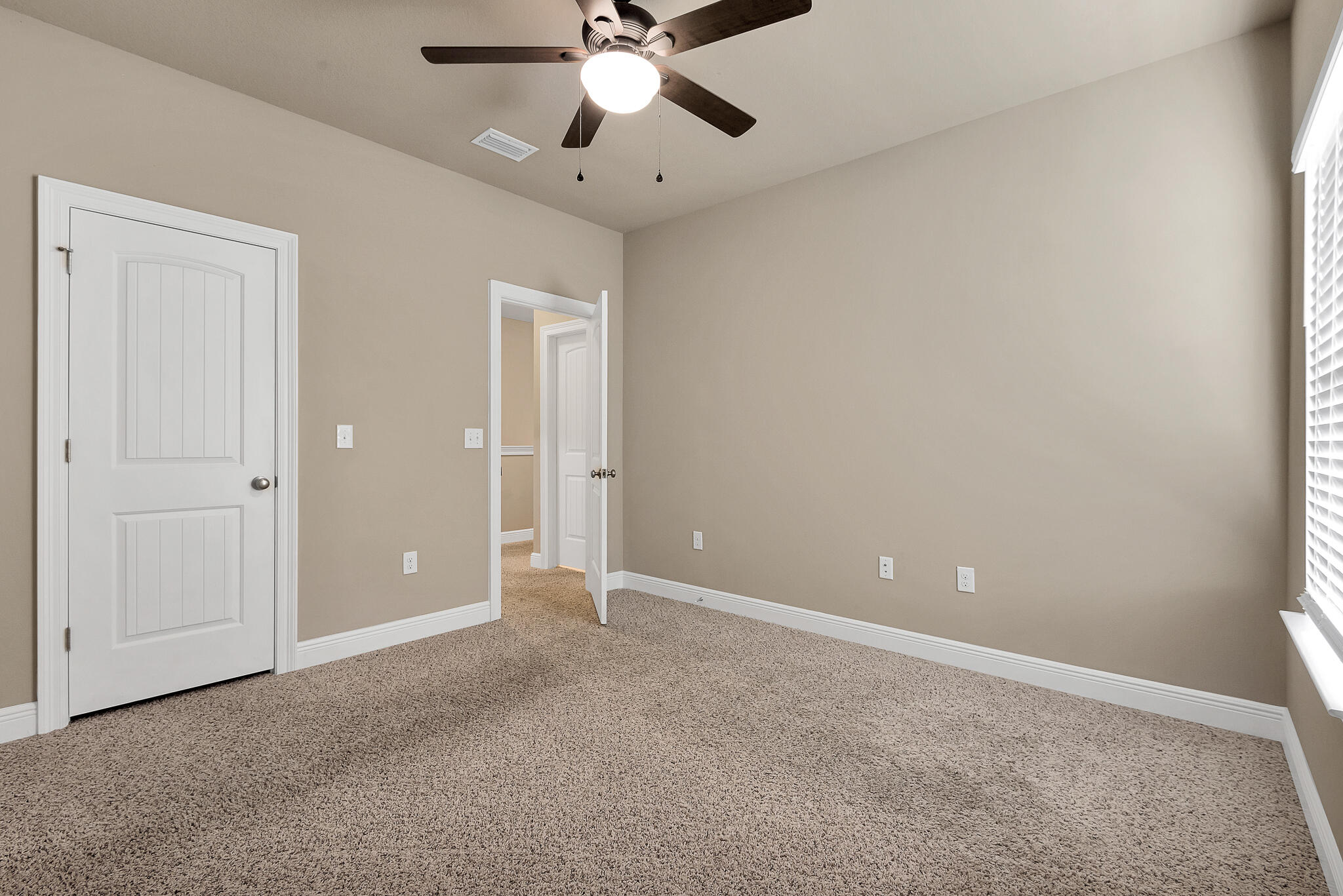 40 Constance Court Santa Rosa Beach, FL 32459 - Photo 30 of 44 an empty room and chandelier fan