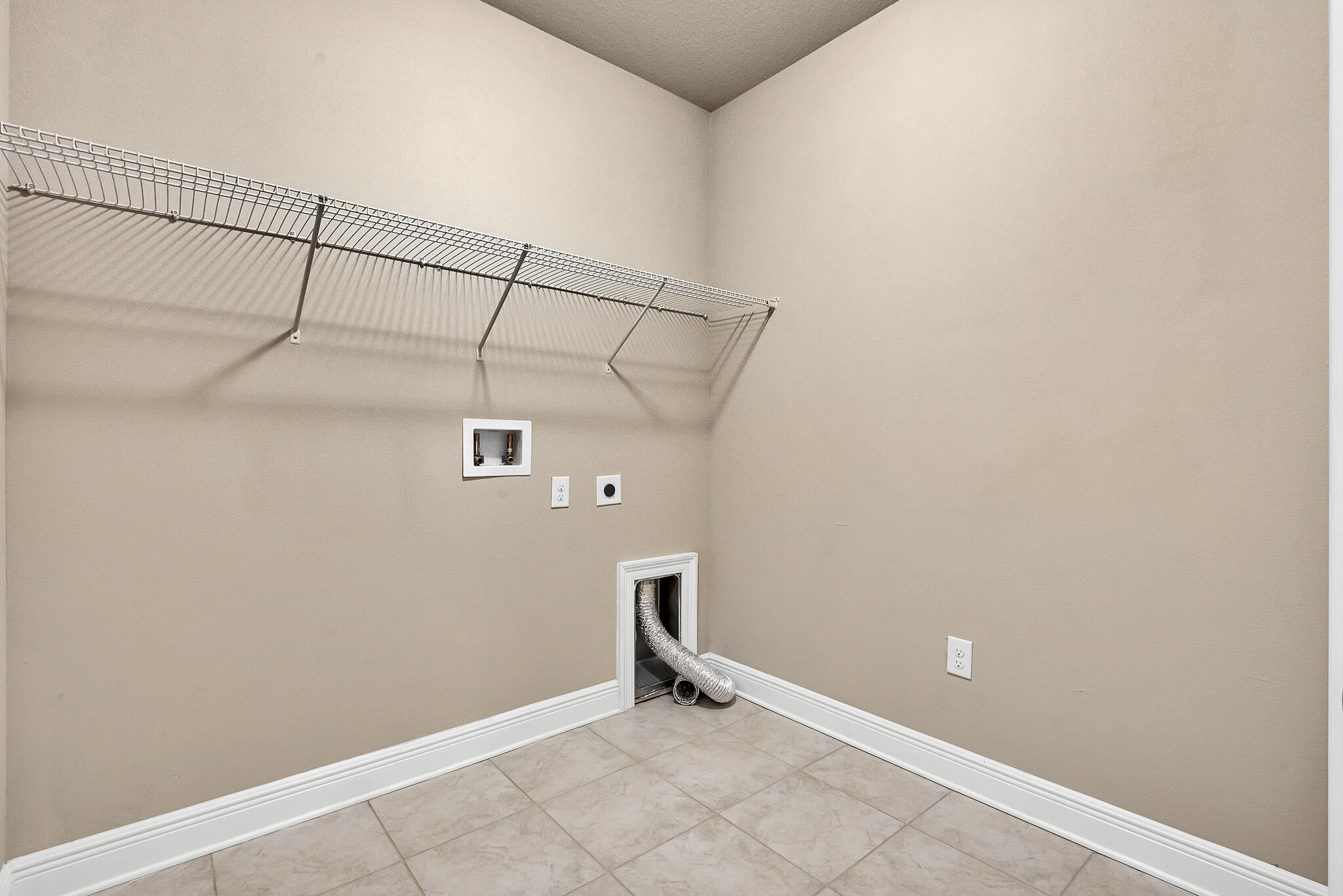 40 Constance Court Santa Rosa Beach, FL 32459 - Photo 33 of 44 a view of a room with rack on the wall