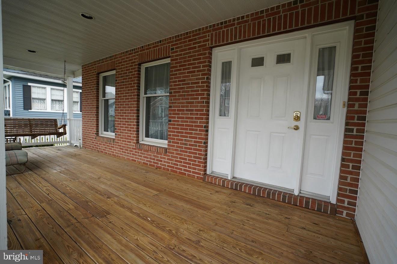 418 Shipley Road Linthicum, MD 21090 - Photo 3 of 30