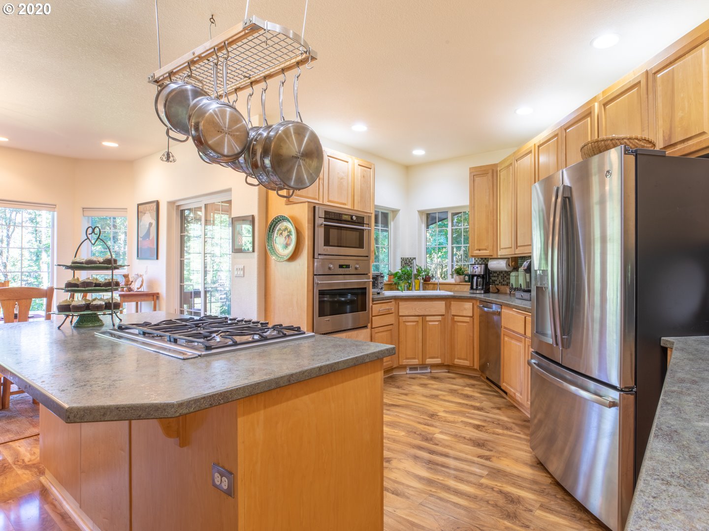 40268 Mohawk River Road Marcola, OR 97454 - Photo 10 of 31