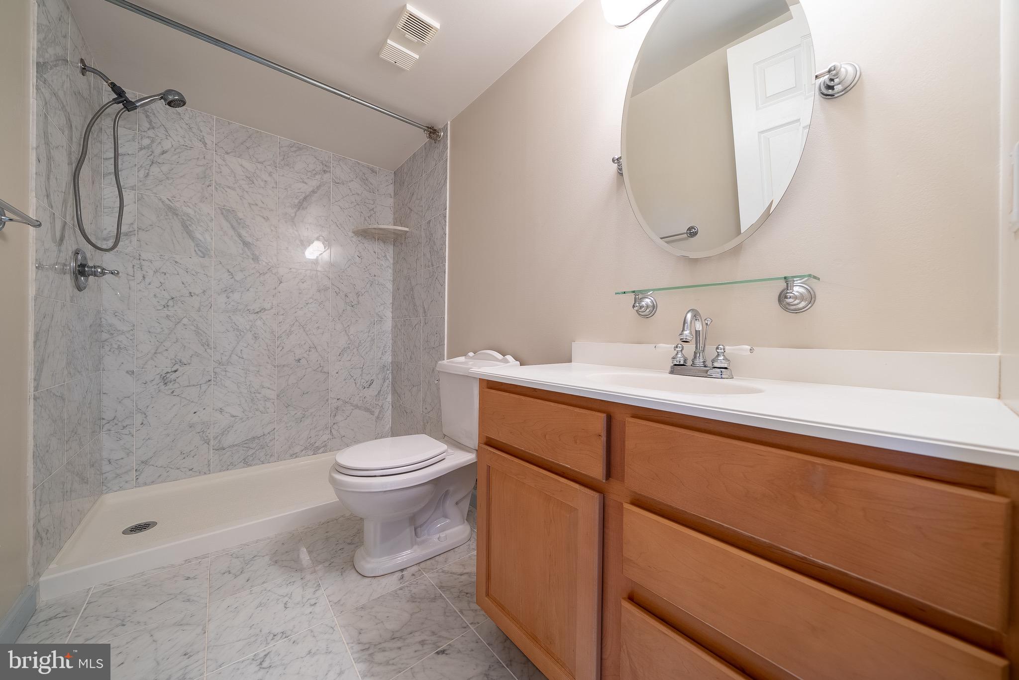 2201 Cherry Street, Unit PH4 Philadelphia, PA 19103 - Photo 11 of 19