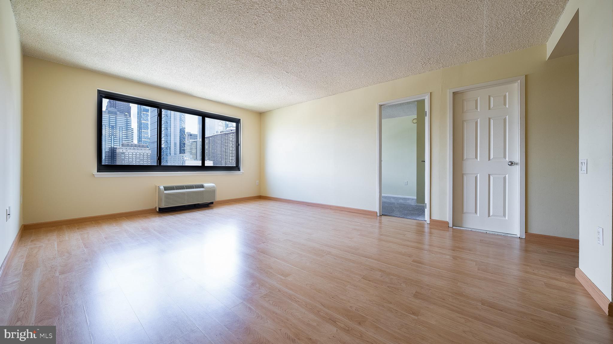 2201 Cherry Street, Unit PH4 Philadelphia, PA 19103 - Photo 6 of 19