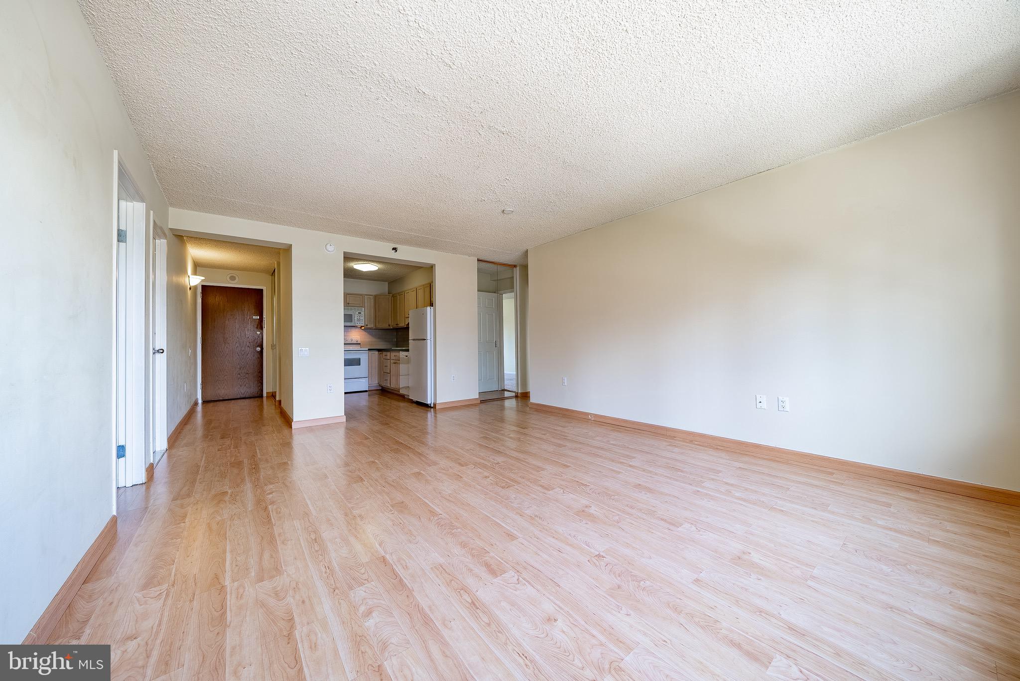2201 Cherry Street, Unit PH4 Philadelphia, PA 19103 - Photo 9 of 19