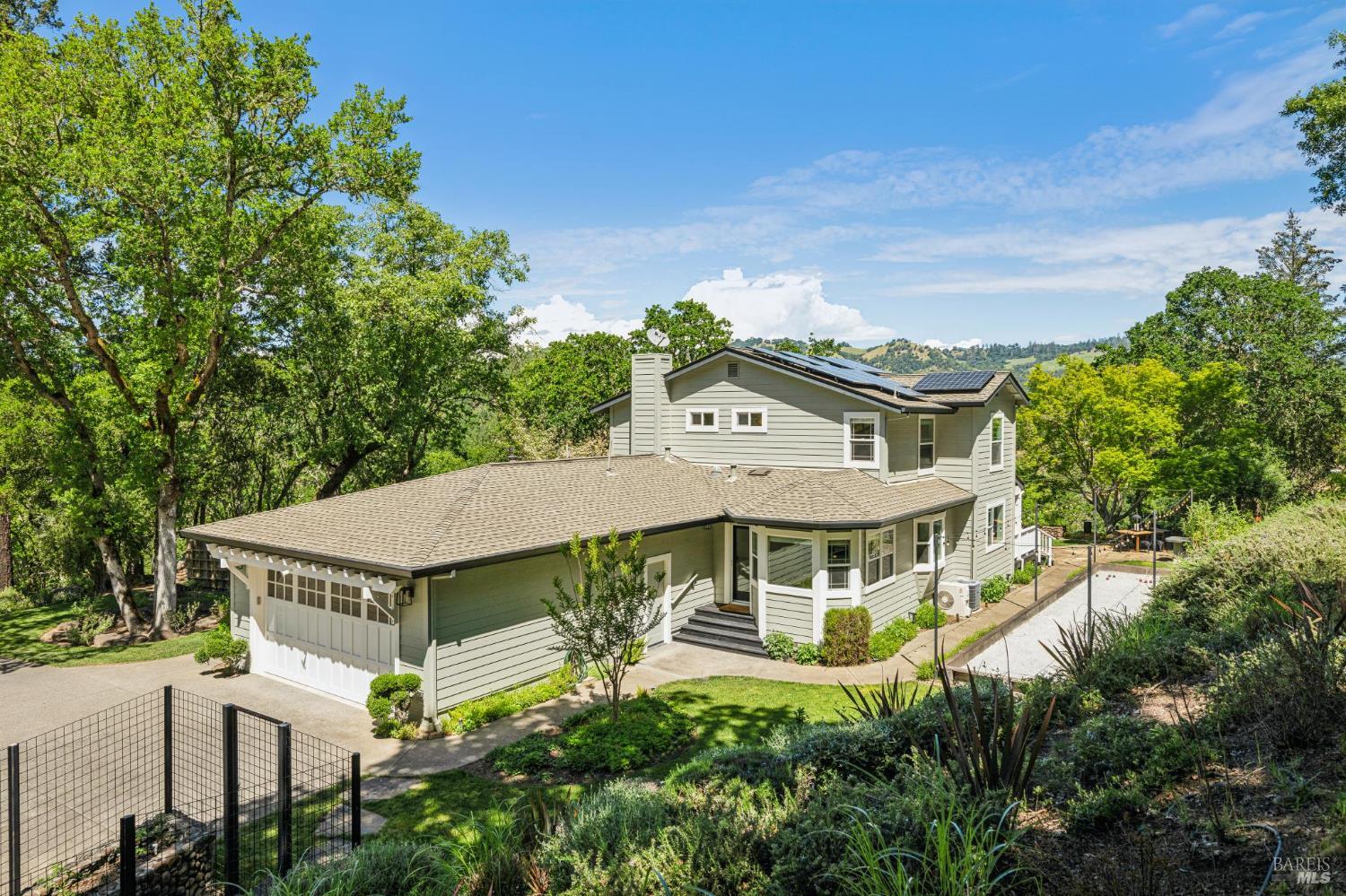 2546 Cresta Road Santa Rosa, CA 95404 - Photo 3 of 68