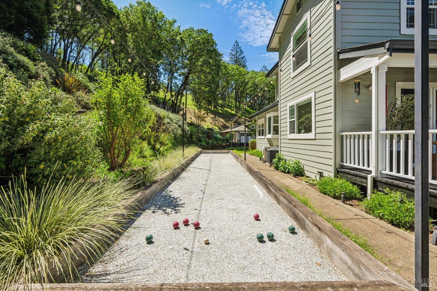 2546 Cresta Road Santa Rosa, CA 95404 - Photo 43 of 68