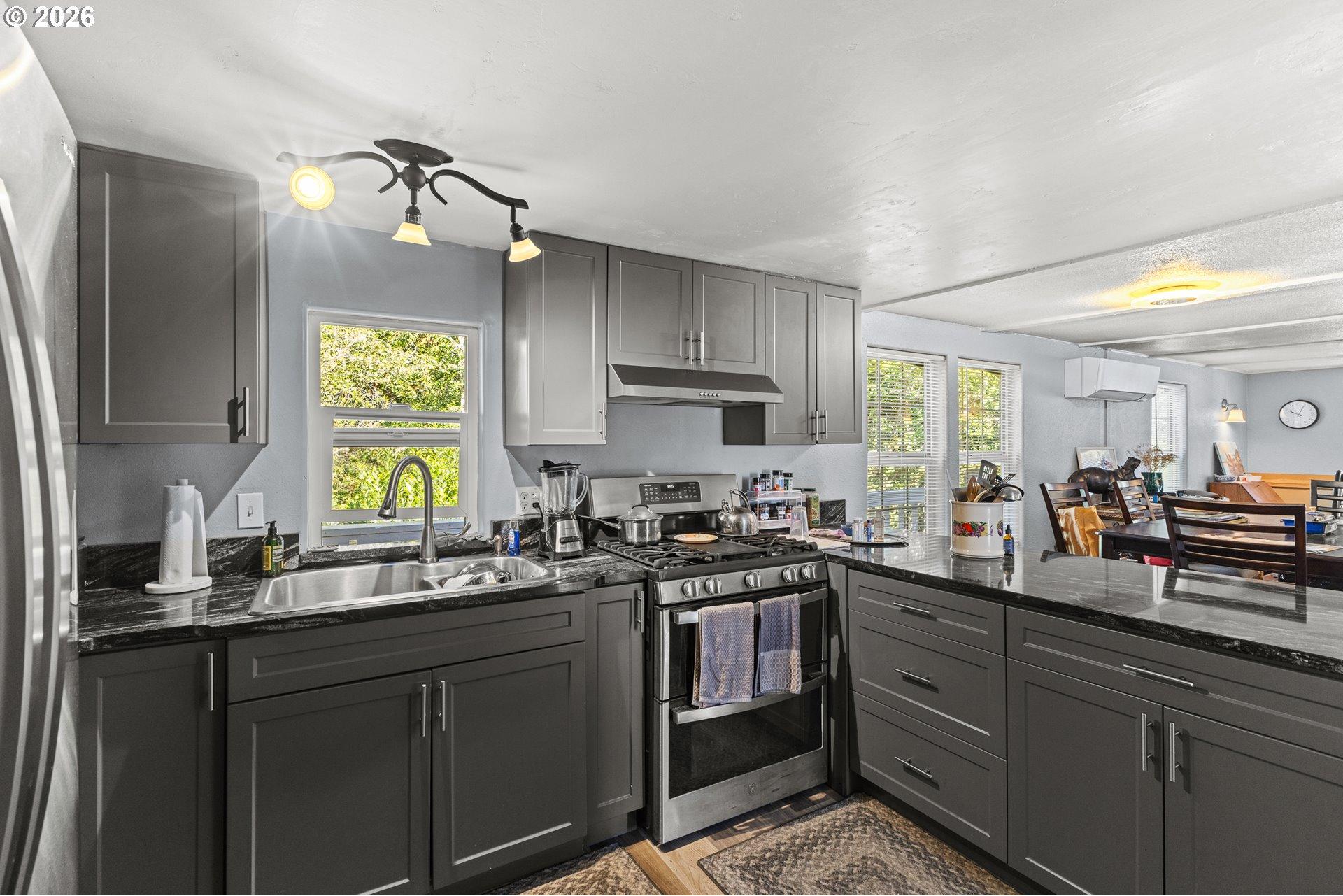 56788 Cougar Road Coquille, OR 97423 - Photo 14 of 34 Gallery Image 14