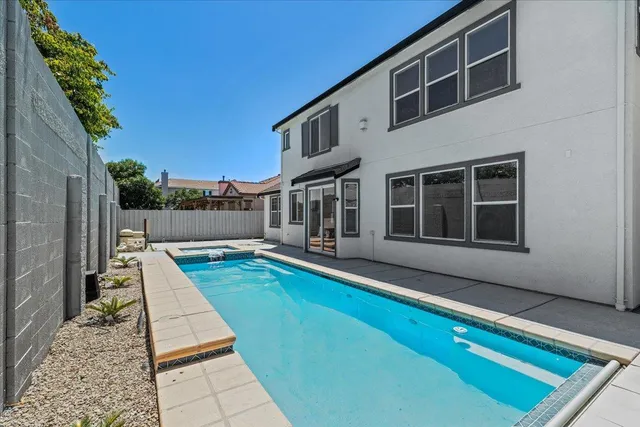 $1,095,000 | 2431 Ogden Sannazor Court, Tracy, CA 95377