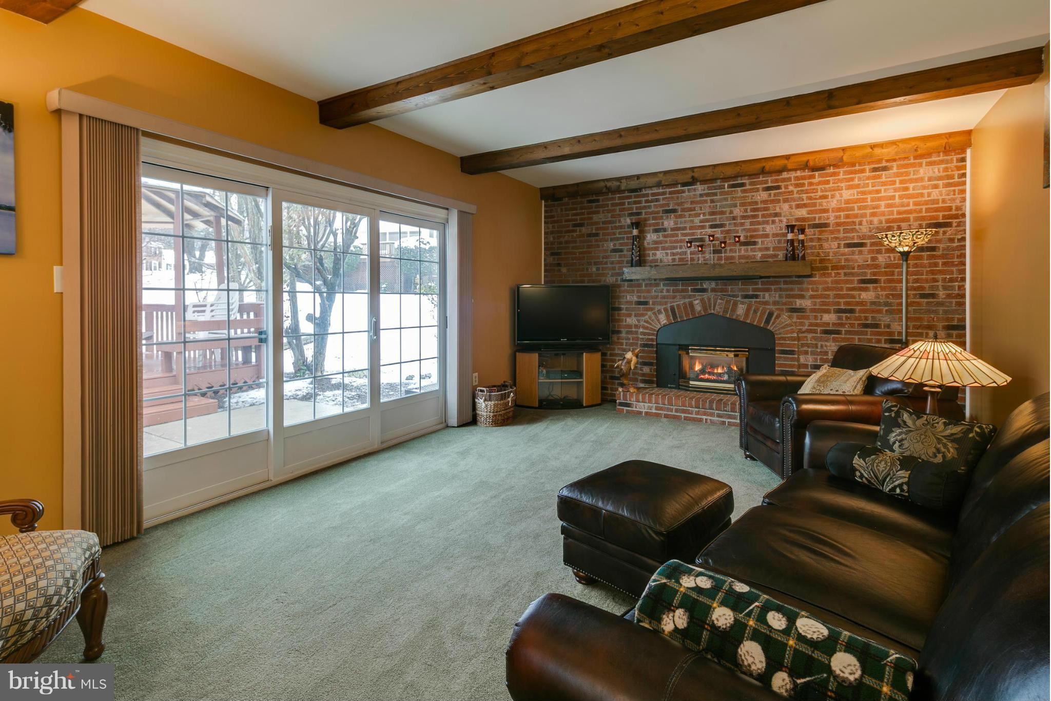 8314 Honey Hill Road Laurel, MD 20723 - Photo 15 of 30 Family Room