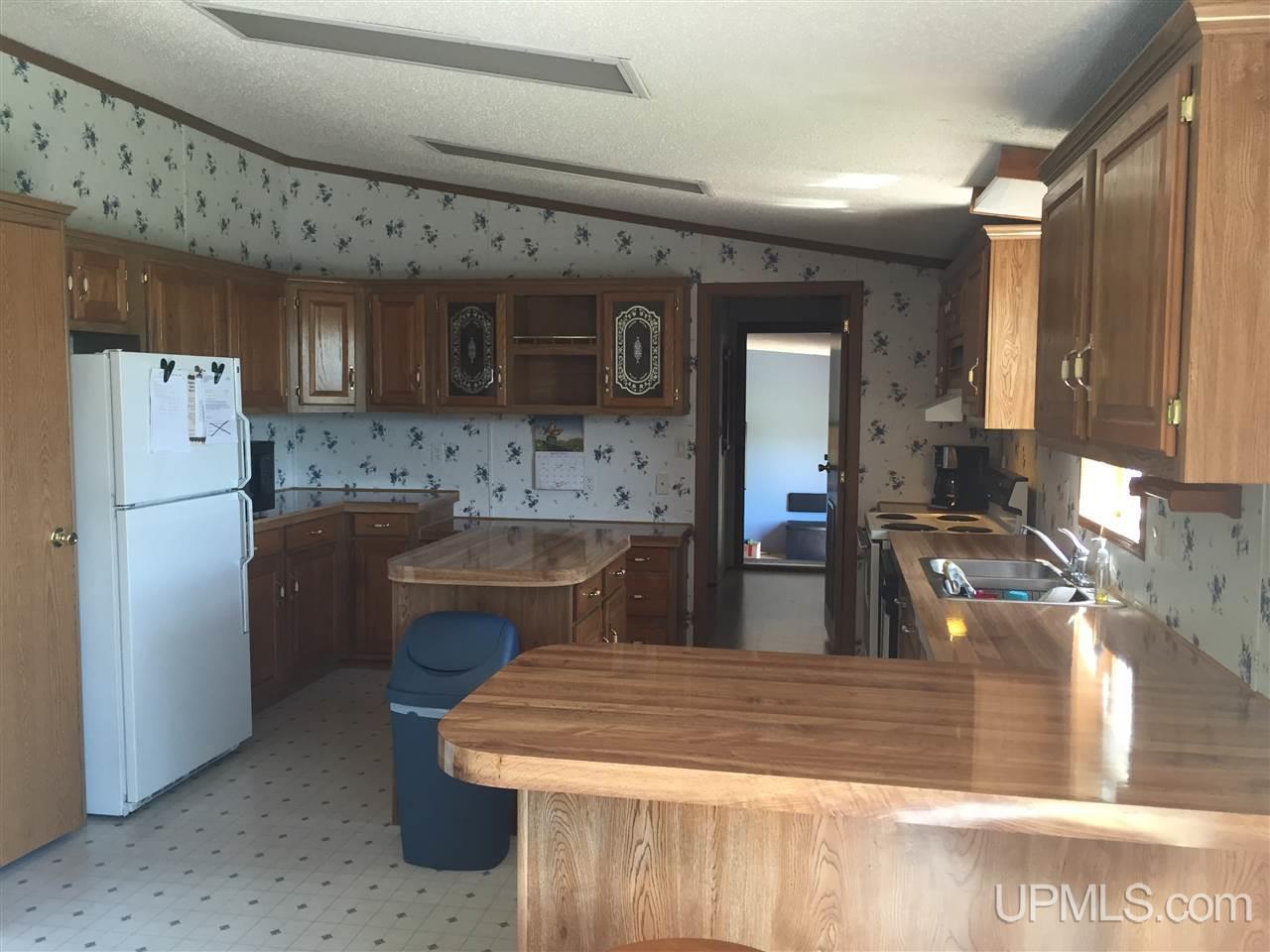 46870 Pilgrim Road Houghton, MI 49931 - Photo 14 of 16 Gallery Image 14