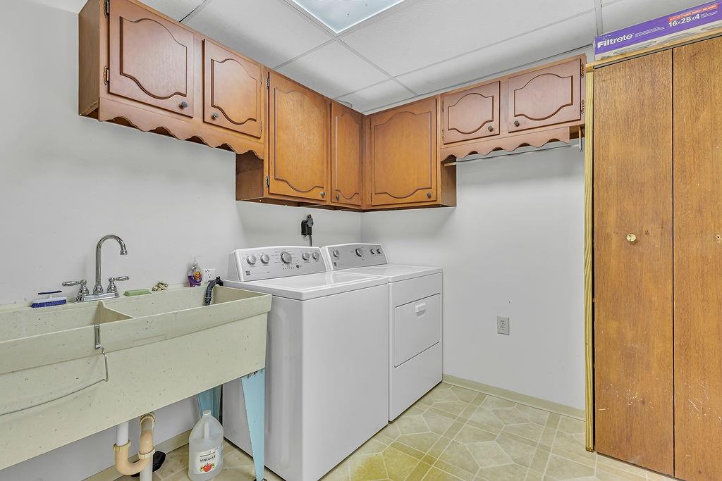 612 Adams Street Rochester, PA 15074 - Photo 24 of 25