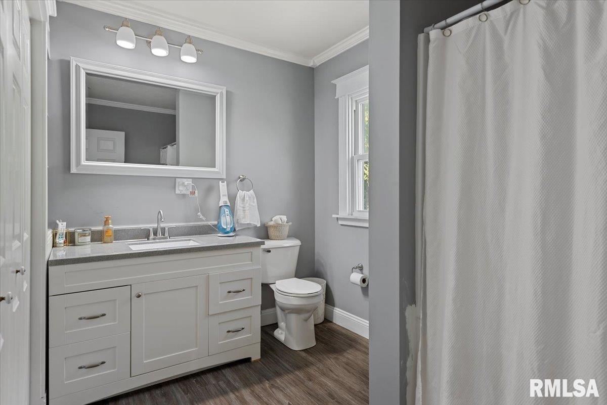 419 East Corwin Street Litchfield, IL 62056 - Photo 26 of 43