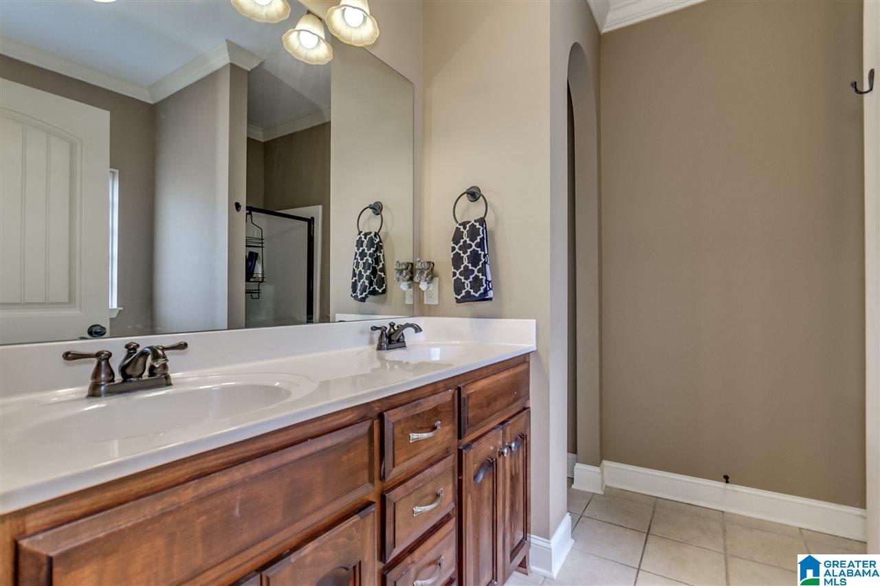 932 Valley Circle Leeds, AL 35094 - Photo 28 of 35