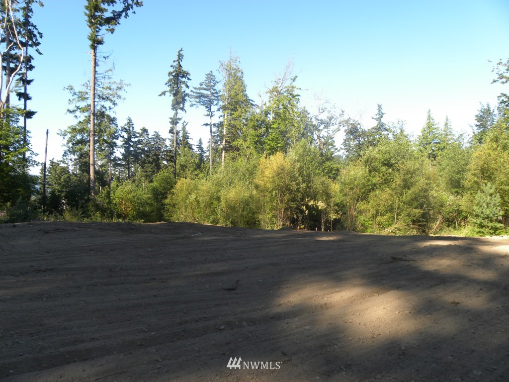 2048 Wagner Road Camano Island, WA 98282 - Photo 10 of 13 Gallery Image 10