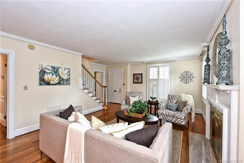 2022 Norton Road Charlotte, NC 28207 - Photo 3 of 24 Gallery Image 3