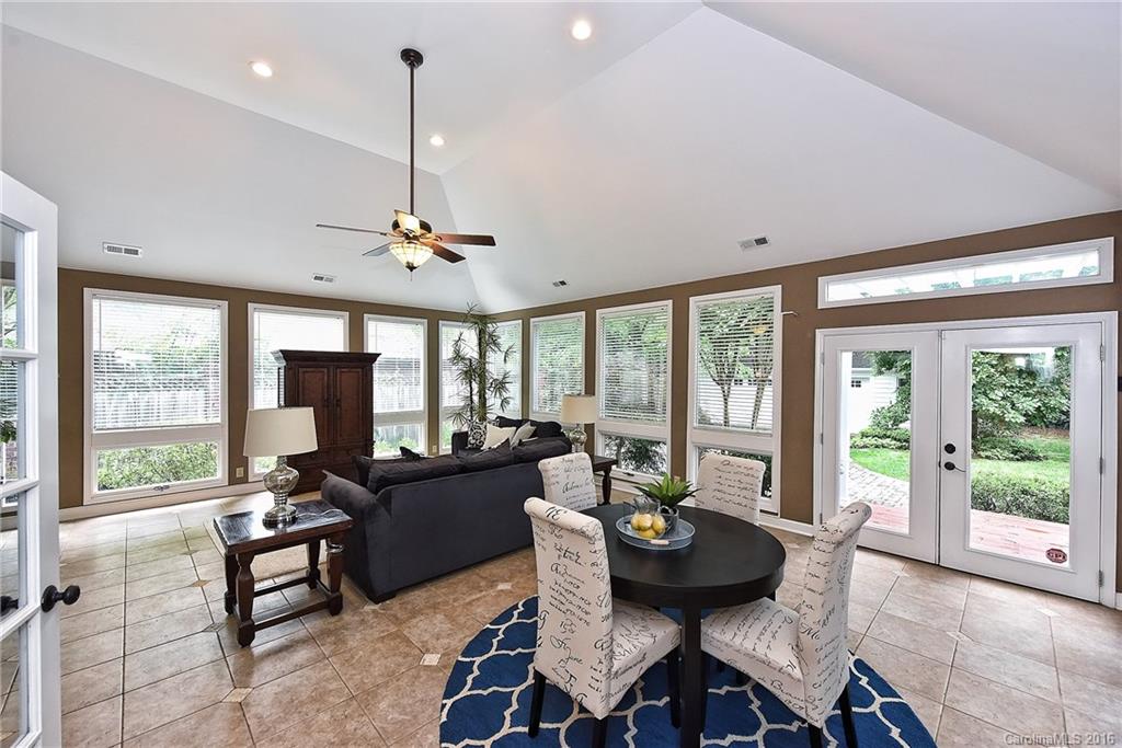 2022 Norton Road Charlotte, NC 28207 - Photo 8 of 24 Gallery Image 8