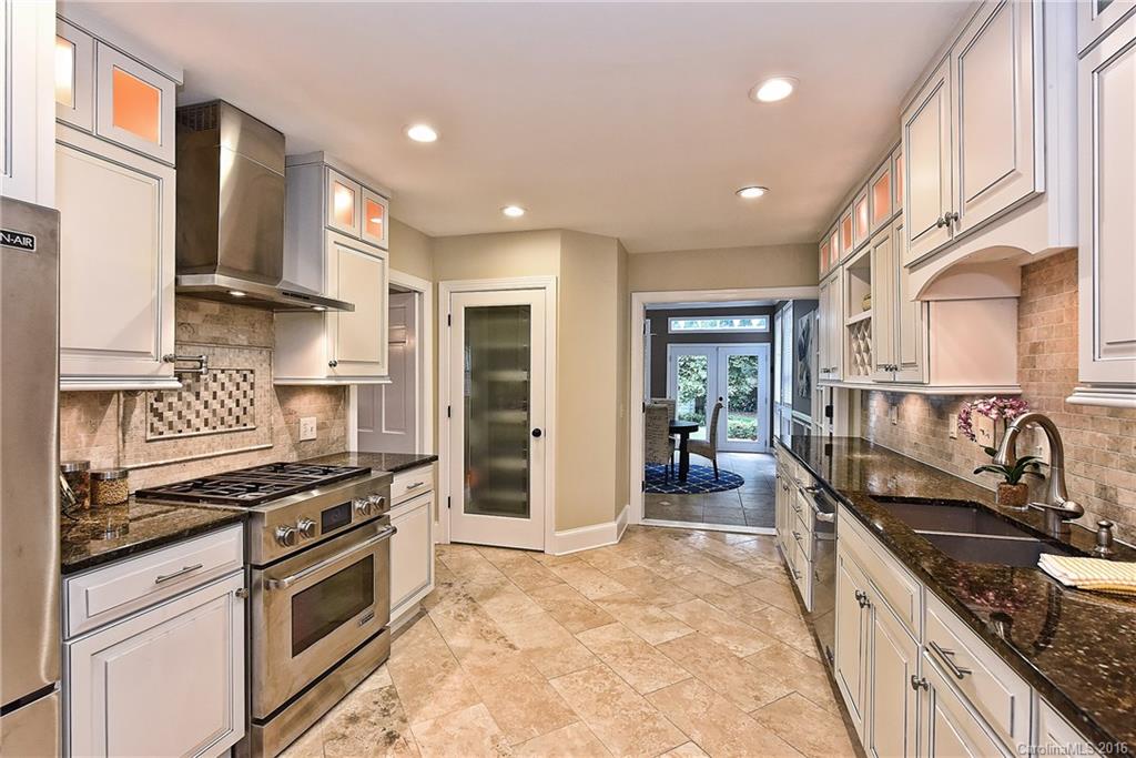 2022 Norton Road Charlotte, NC 28207 - Photo 10 of 24 Gallery Image 10