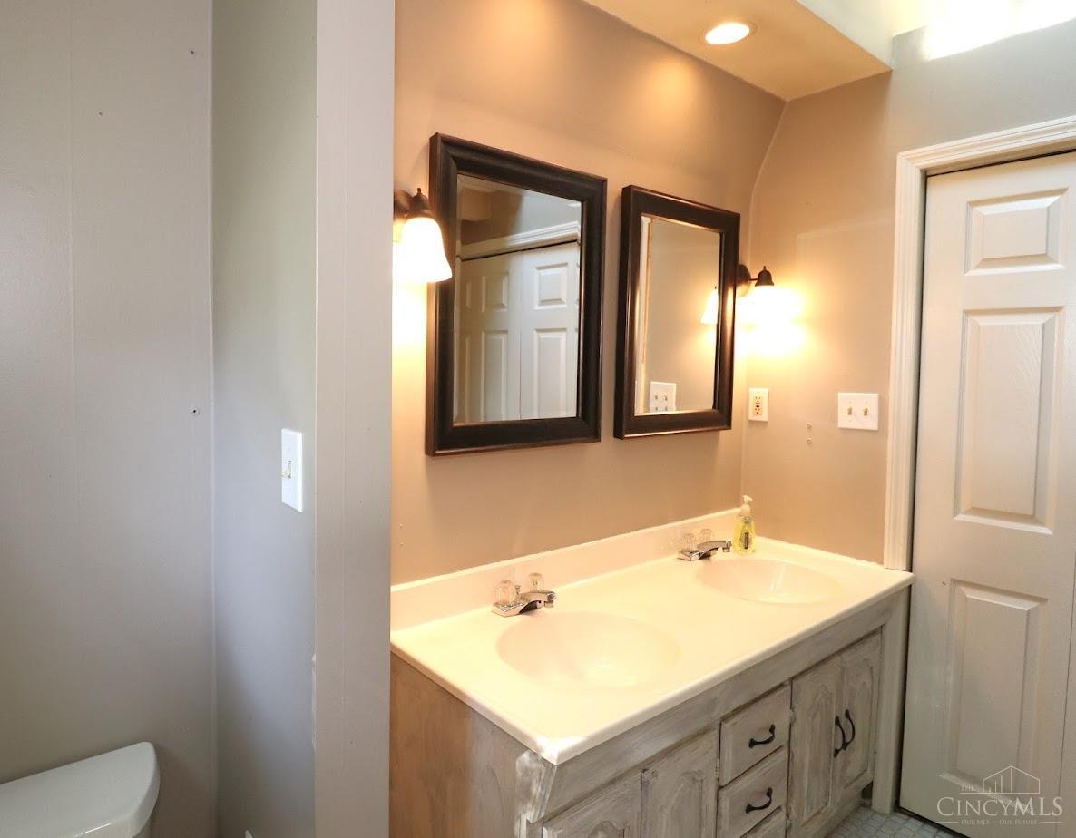 602 Deerfield Road Lebanon, OH 45036 - Photo 18 of 41 Gallery Image 18