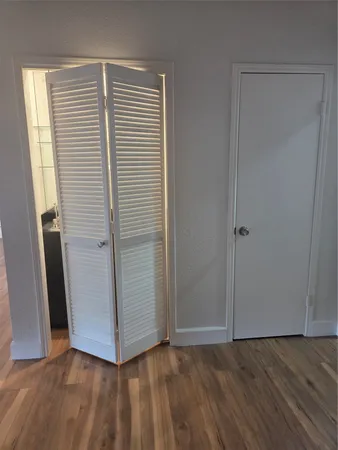 $1,400 | 7712 Challie Lane, Unit 7712, Houston, TX 77088