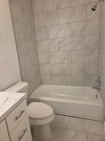 $1,400 | 7712 Challie Lane, Unit 7712, Houston, TX 77088