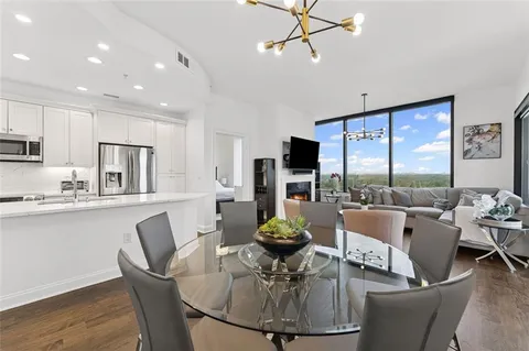 $445,000 | 2828 Peachtree Road Northwest, Unit 1704, Atlanta, GA 30305