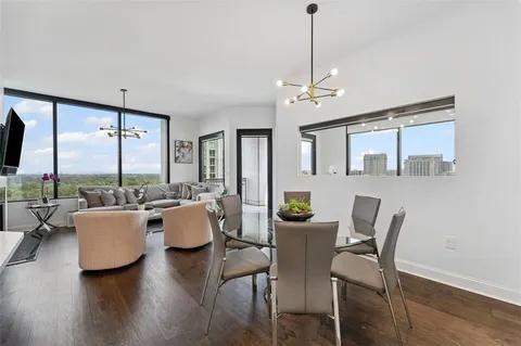 $445,000 | 2828 Peachtree Road Northwest, Unit 1704, Atlanta, GA 30305