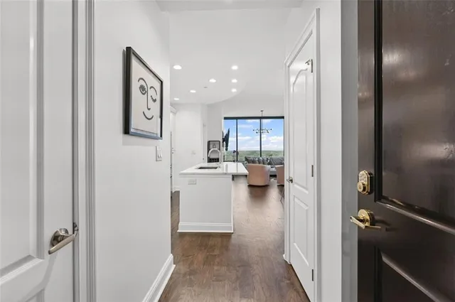 $445,000 | 2828 Peachtree Road Northwest, Unit 1704, Atlanta, GA 30305