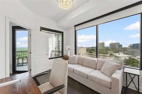 $445,000 | 2828 Peachtree Road Northwest, Unit 1704, Atlanta, GA 30305