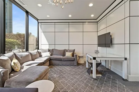 $445,000 | 2828 Peachtree Road Northwest, Unit 1704, Atlanta, GA 30305