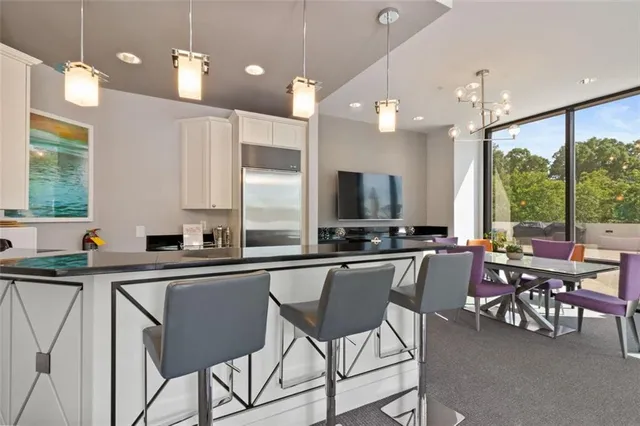 $445,000 | 2828 Peachtree Road Northwest, Unit 1704, Atlanta, GA 30305