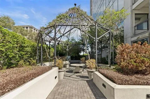 $445,000 | 2828 Peachtree Road Northwest, Unit 1704, Atlanta, GA 30305