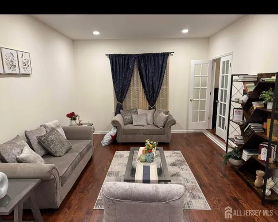 $5,500 | 5 Gunther Loop, Somerset, NJ 08873