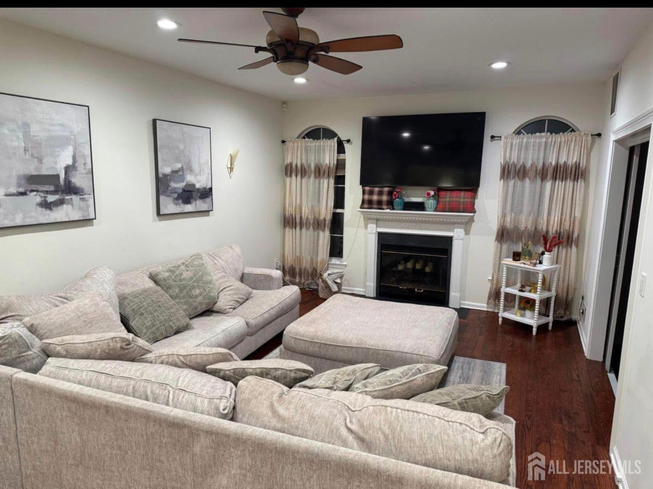 5 Gunther Loop Somerset, NJ 08873 - Photo 9 of 20