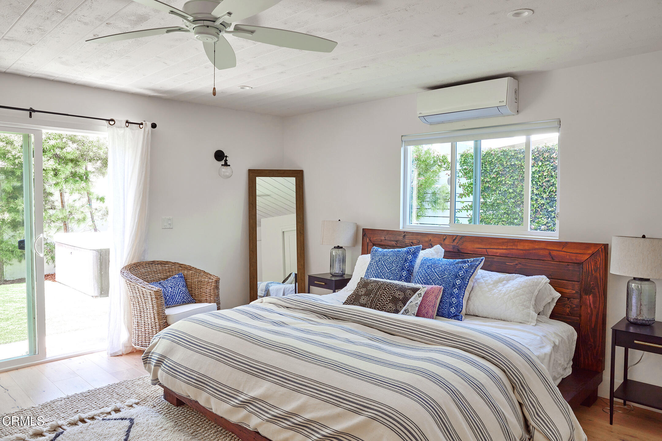 5121 Seabreeze Way Oxnard, CA 93035 - Photo 7 of 31 MLS_Oxnard_Bedroom 1_1