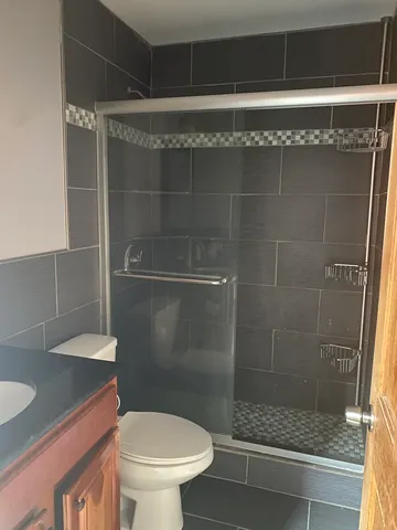 $2,200 | 807 South Claremont Avenue, Unit 3, Chicago, IL 60612