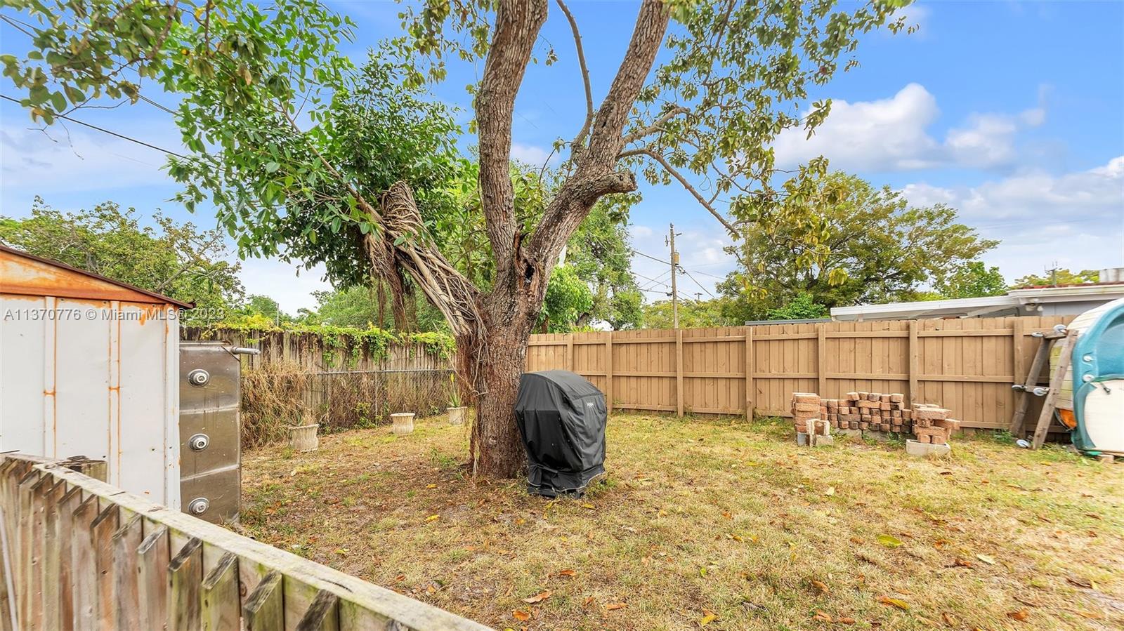 5615 Hood Street Hollywood, FL 33021 - Photo 23 of 35