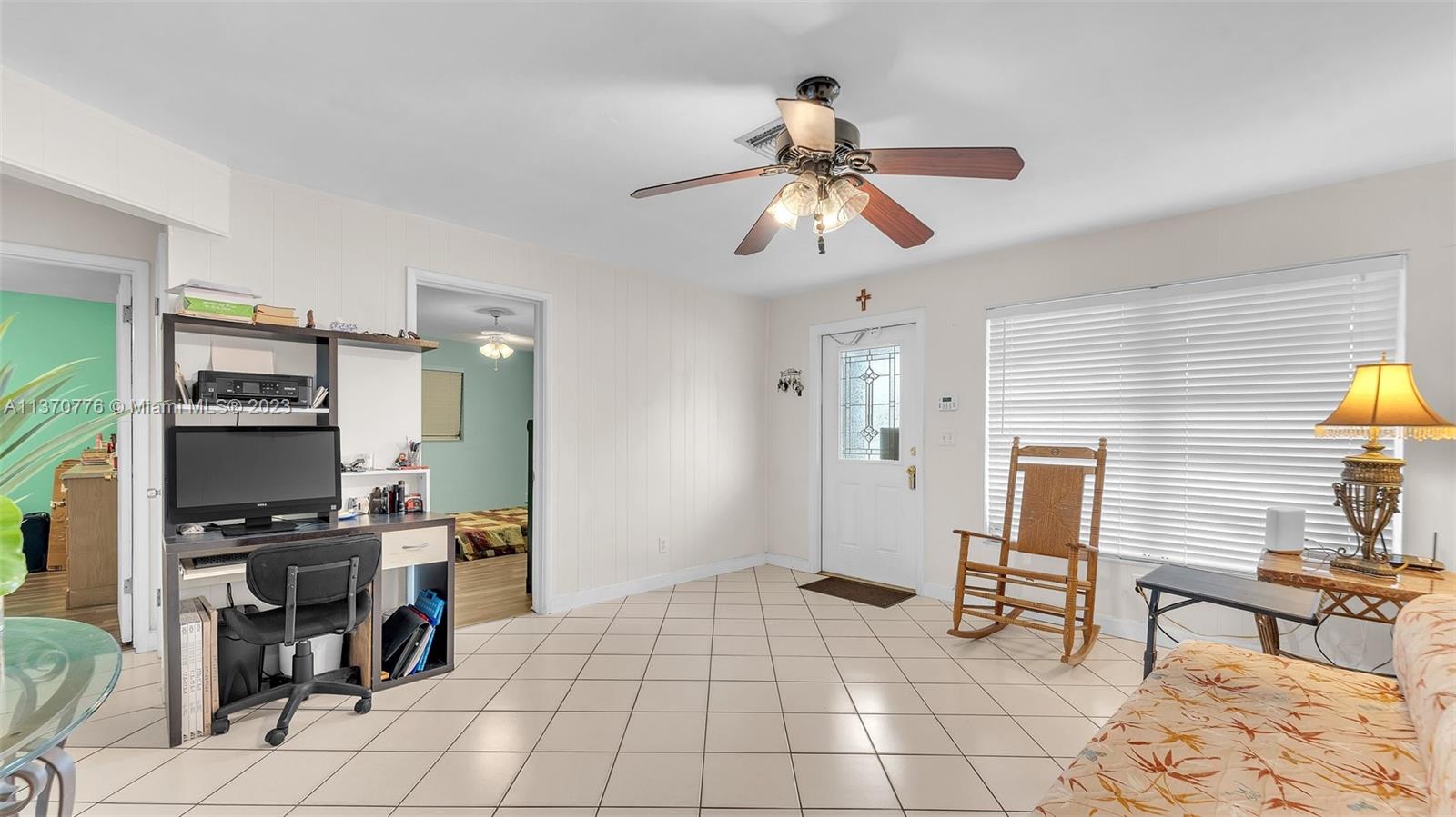 5615 Hood Street Hollywood, FL 33021 - Photo 6 of 35