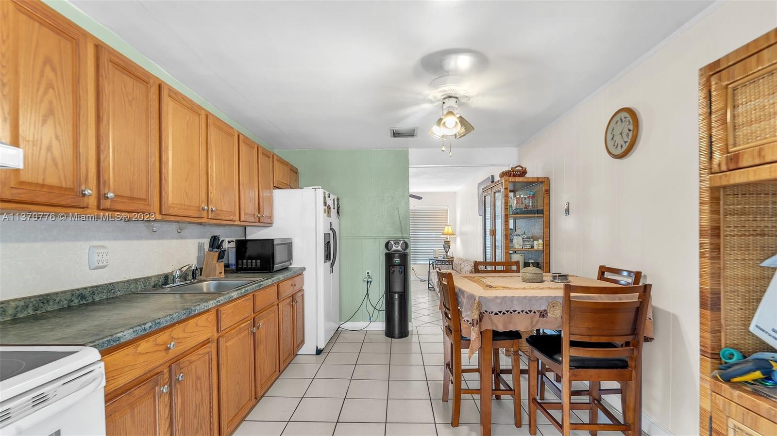 5615 Hood Street Hollywood, FL 33021 - Photo 9 of 35