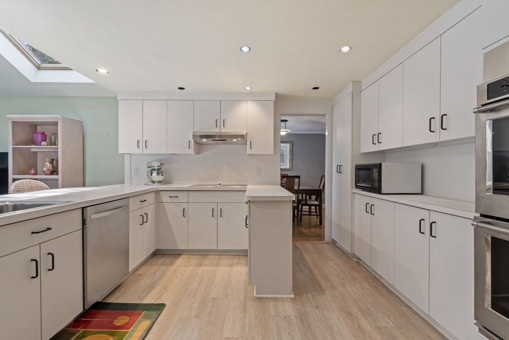 77 Bonwood Road Needham, MA 02492 - Photo 9 of 41