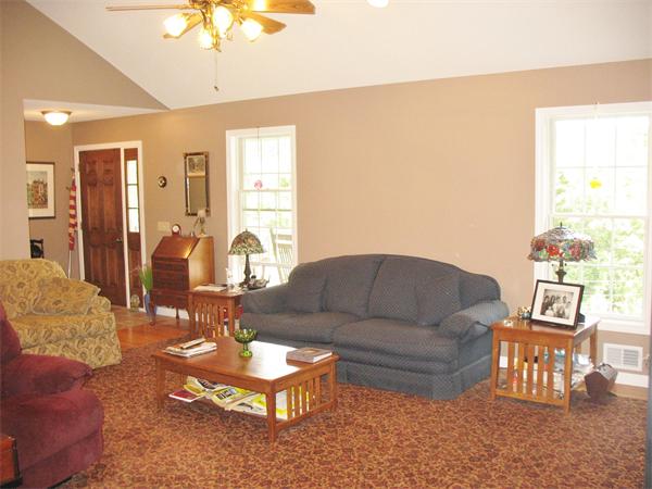 134 Upper Palmer Road Monson, MA 01057 - Photo 8 of 28