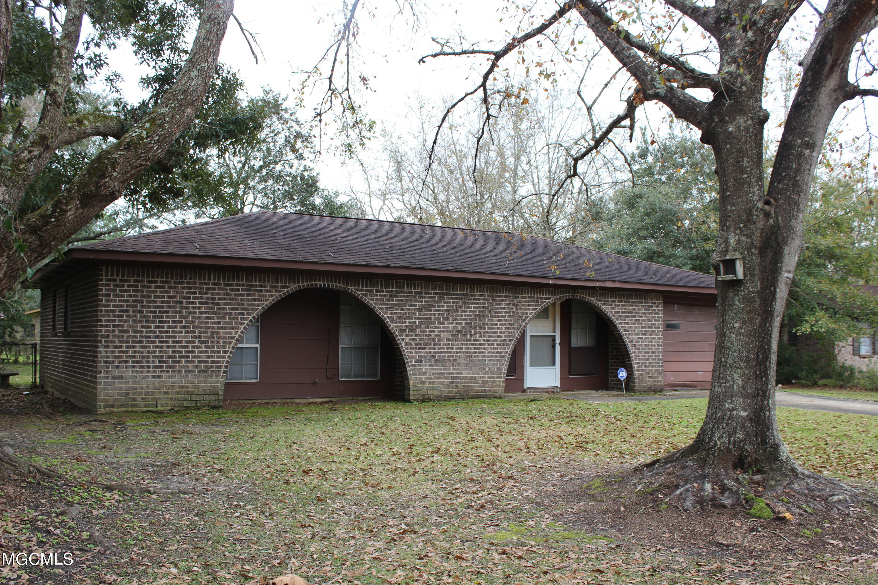 1405 Riverside Drive Gautier, MS 39553 - Photo 19 of 21 IMG_2933