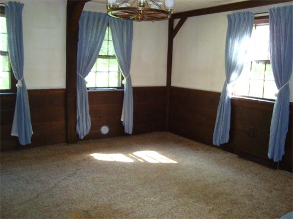 132 8 Lots Road Sutton, MA 01590 - Photo 7 of 17