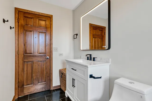 $475,000 | 8908 Wondermere Road, Wonder Lake, IL 60097