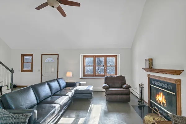$465,000 | 8908 Wondermere Road, Wonder Lake, IL 60097