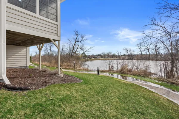 $635,000 | 17955 Ashlea Drive, Unit 10, Brookfield, WI 53045