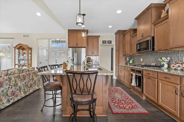 $635,000 | 17955 Ashlea Drive, Unit 10, Brookfield, WI 53045