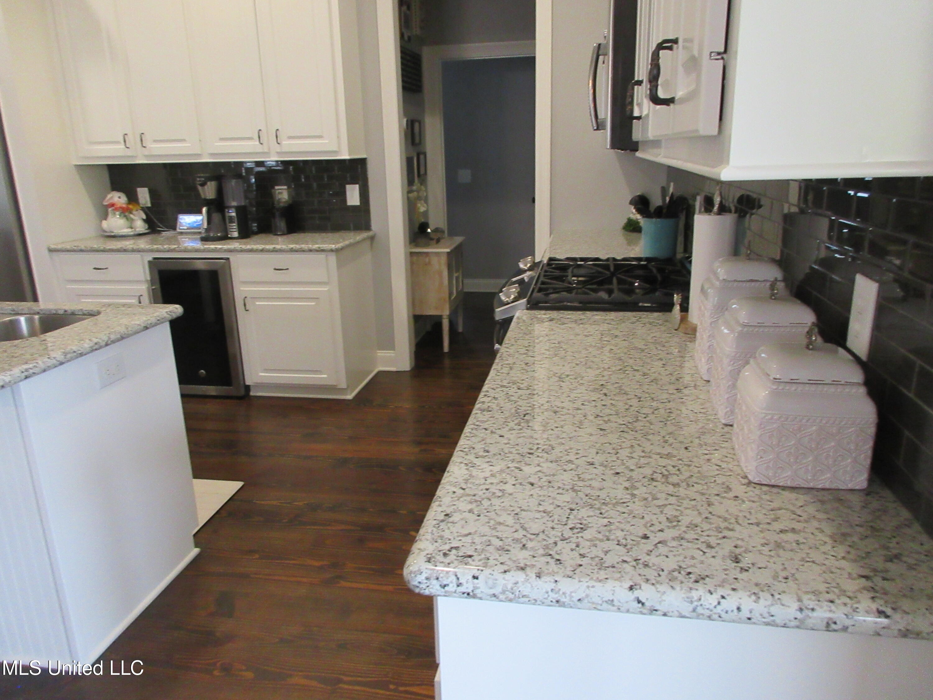 61 Enclave Circle Ridgeland, MS 39157 - Photo 5 of 28 IMG_0609